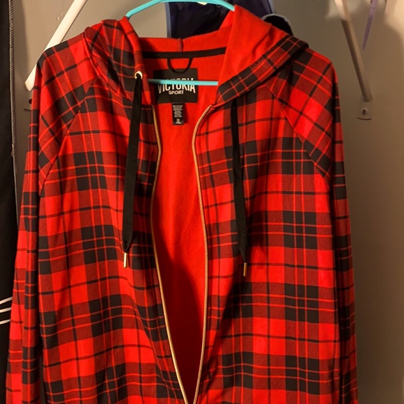 Used - Picture 2 of 3